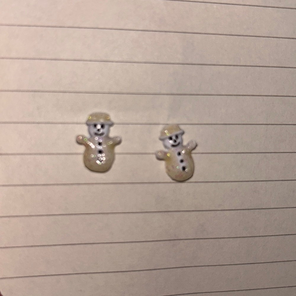Glittery Snowman earrings.